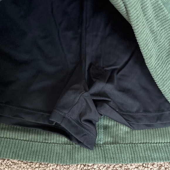 Halara Green Corduroy A Line Mini Skirt With Built In Shorts XS NWT - Picture 4 of 6